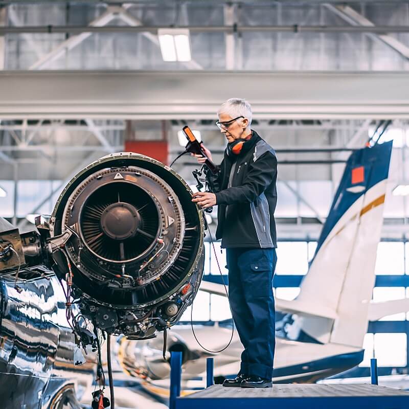 孔探儀是什么，與工業(yè)內(nèi)窺鏡有區(qū)別嗎，如何選擇孔探儀生產(chǎn)廠家