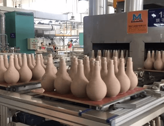 1683881521718816.png 酒瓶.png